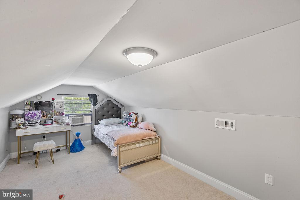 RIVIERA BEACH - Residential