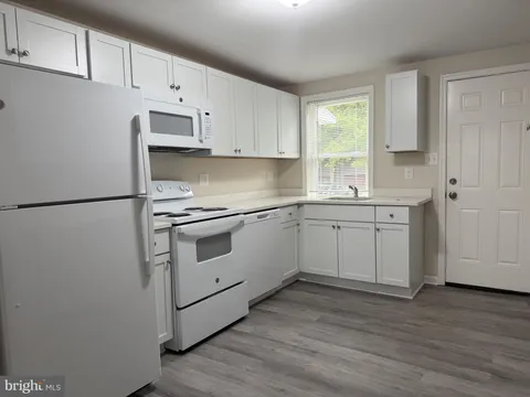 105 Hickman Road, Claymont, DE MLS: DENC2084866