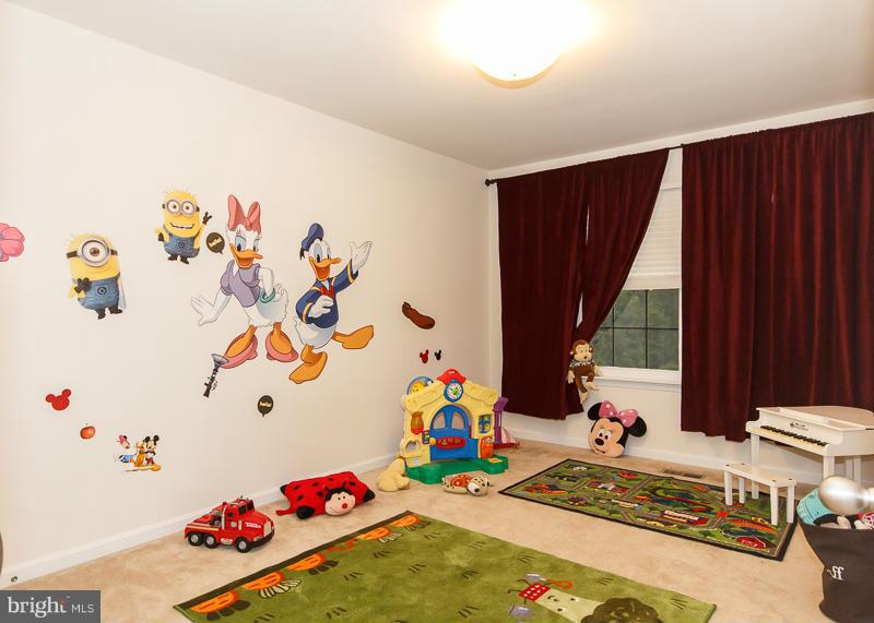 EAGLES POINTE - Residential Lease