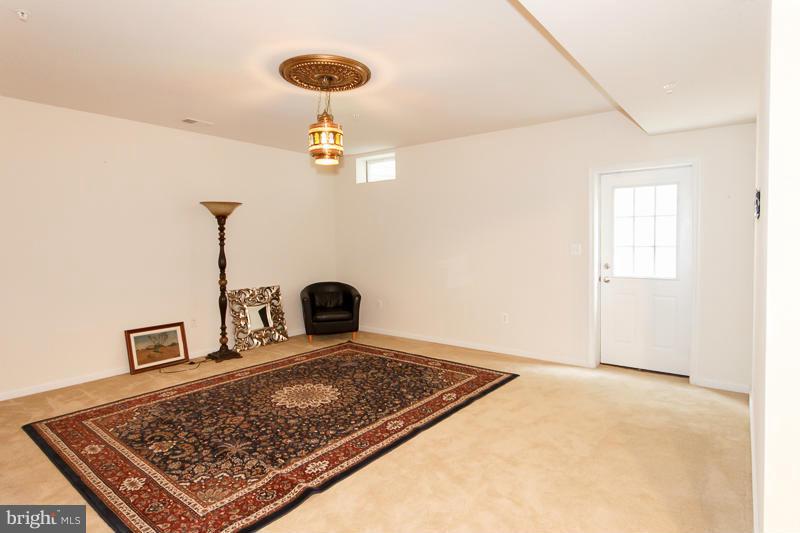 EAGLES POINTE - Residential Lease