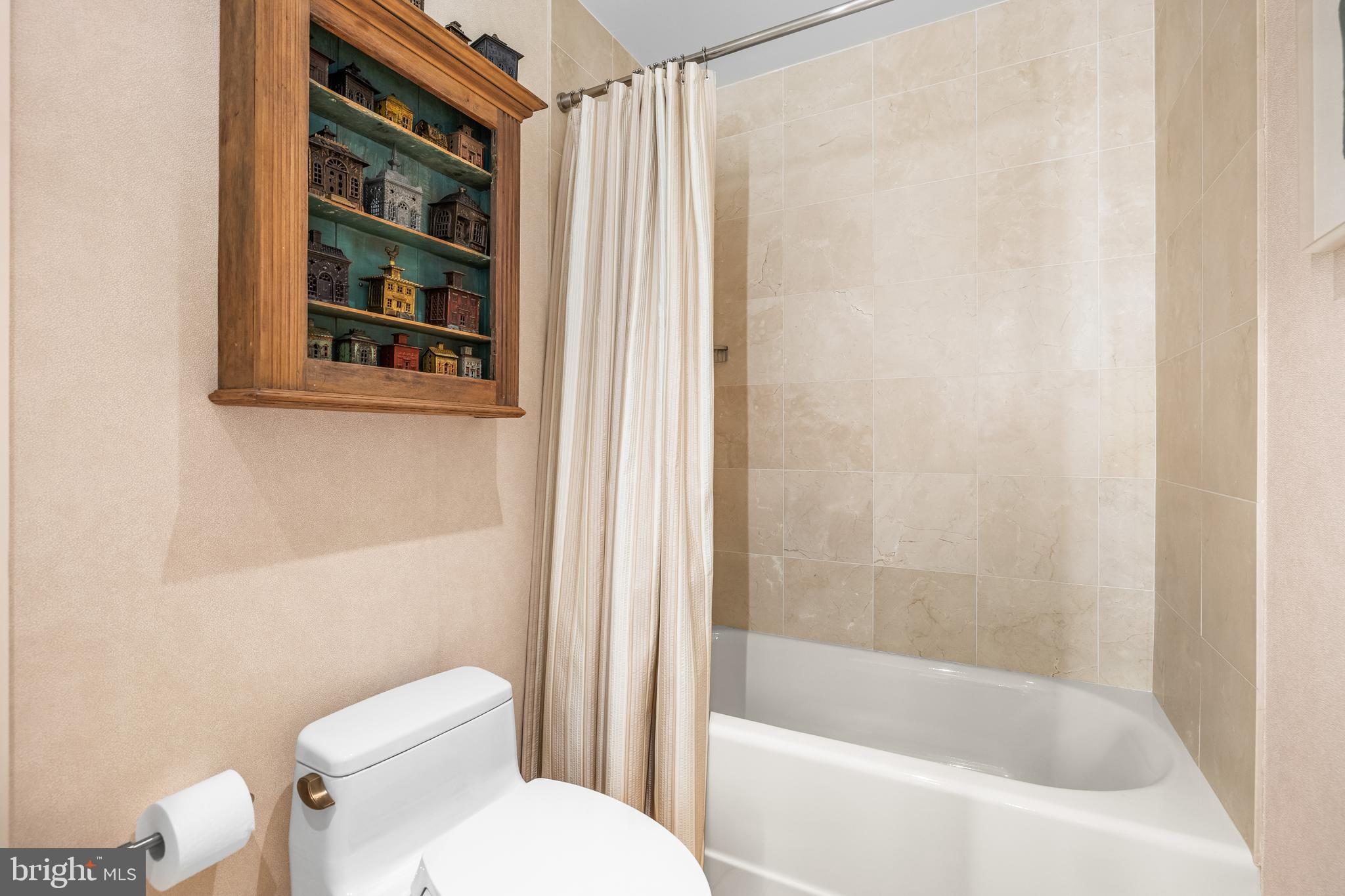 ROCKLAND - Residential