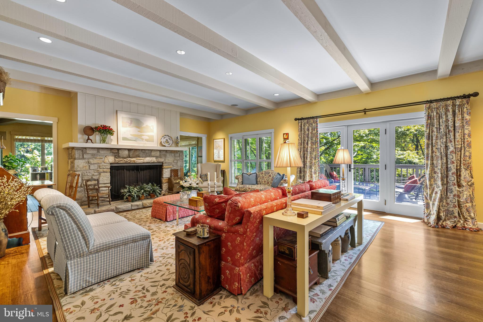 ROCKLAND - Residential