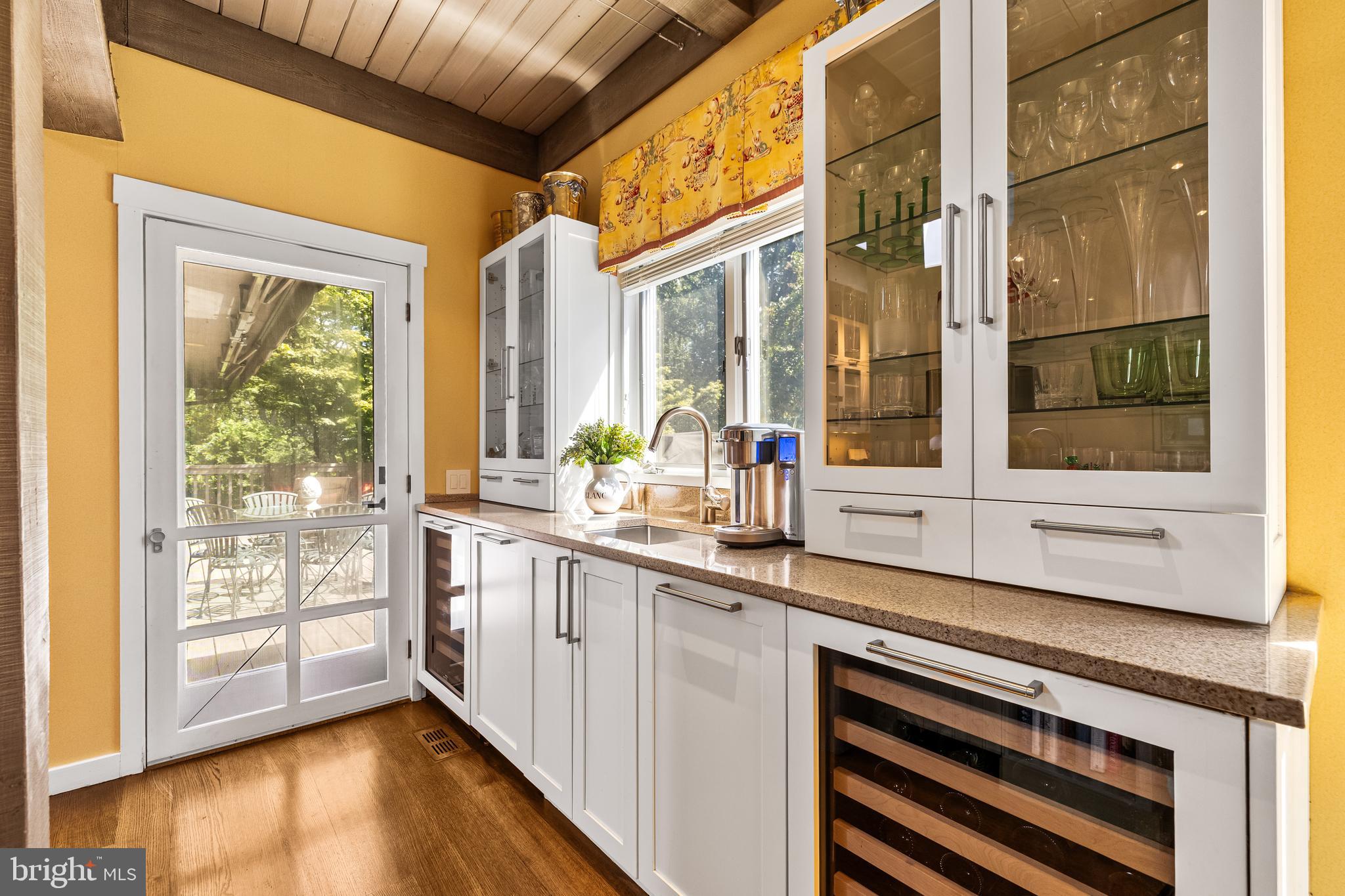 ROCKLAND - Residential