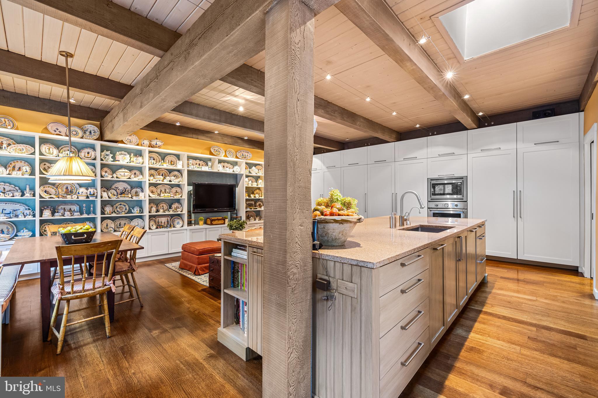 ROCKLAND - Residential