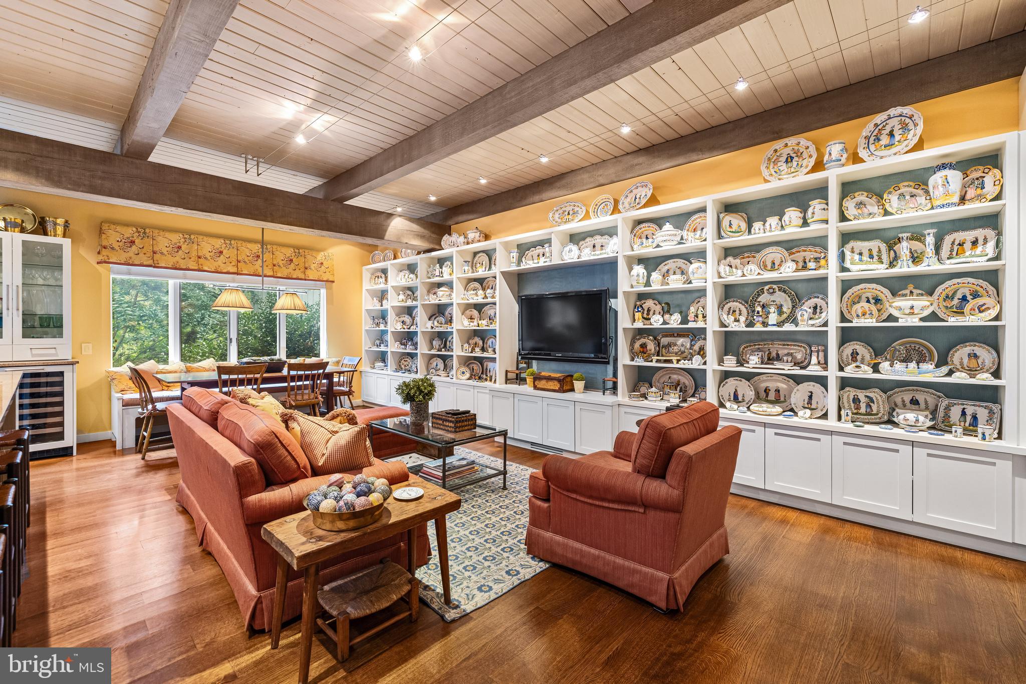 ROCKLAND - Residential