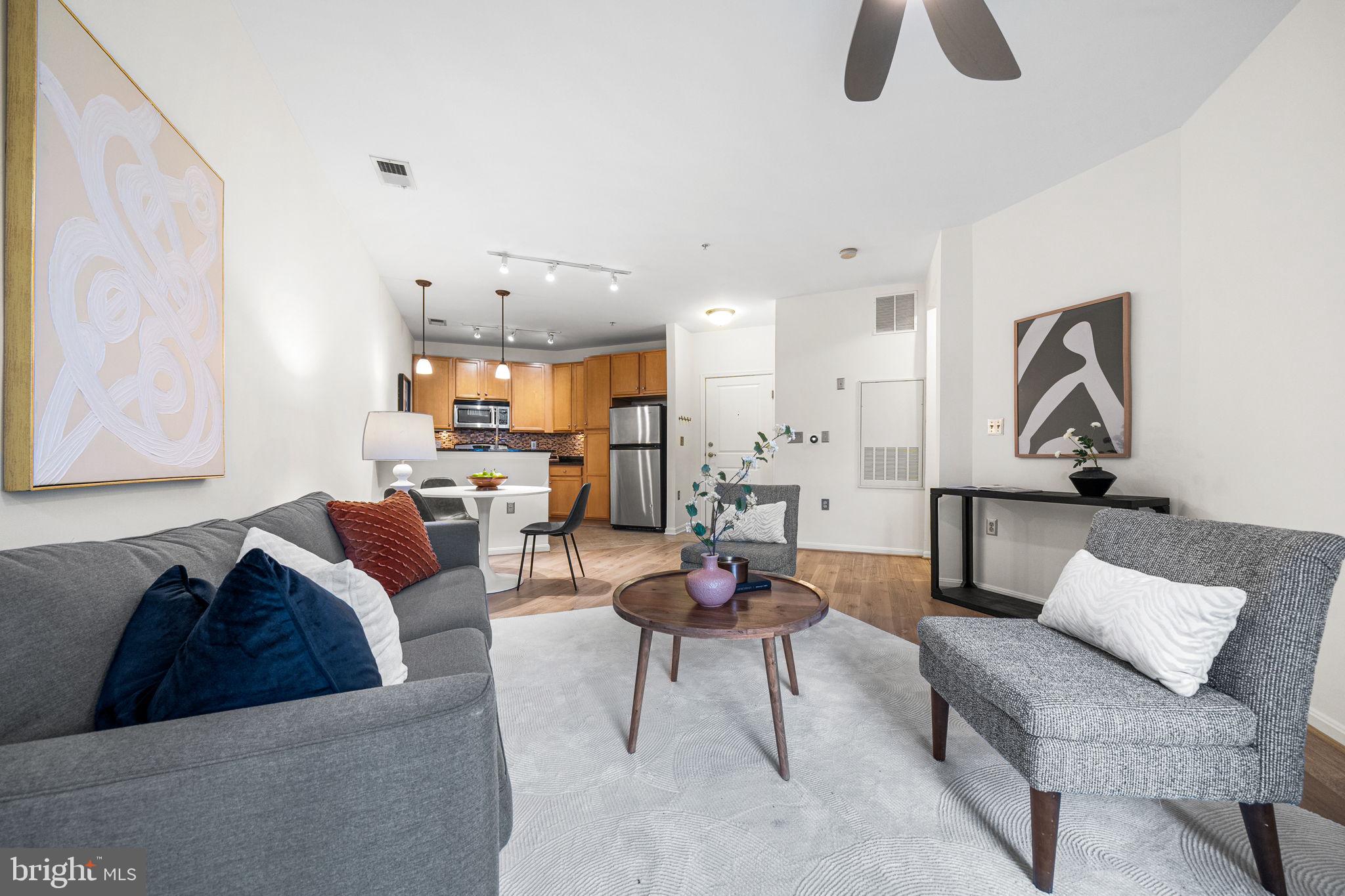 HALSTEAD AT THE METRO - Residential