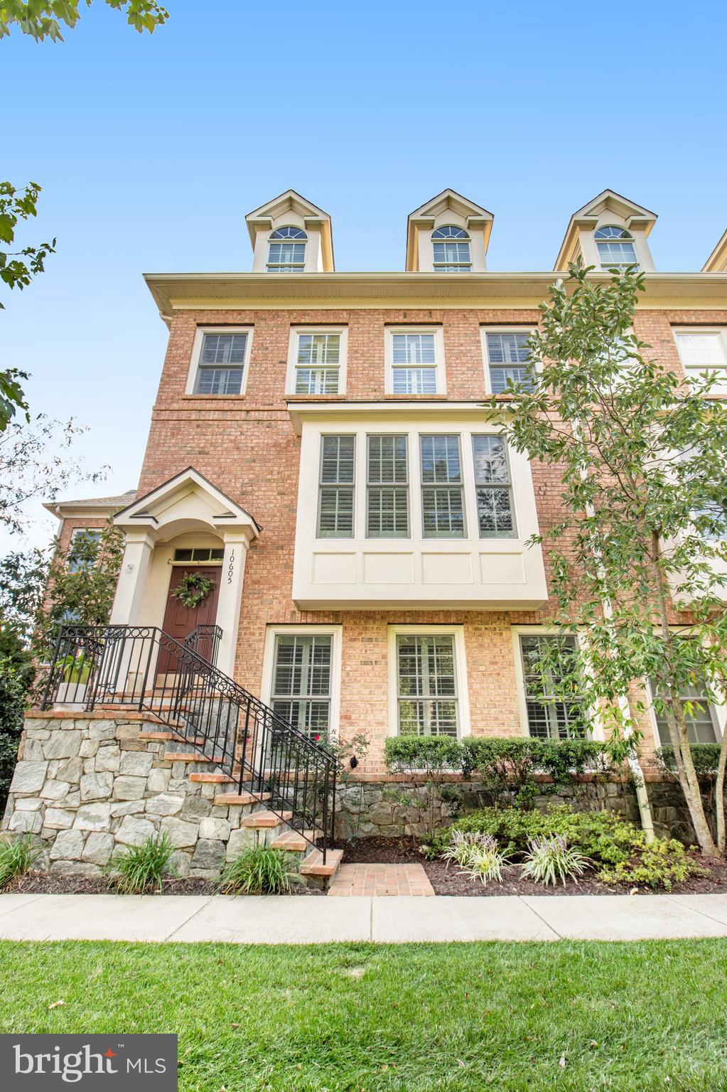 JAGUAR/YORKTOWN - Residential