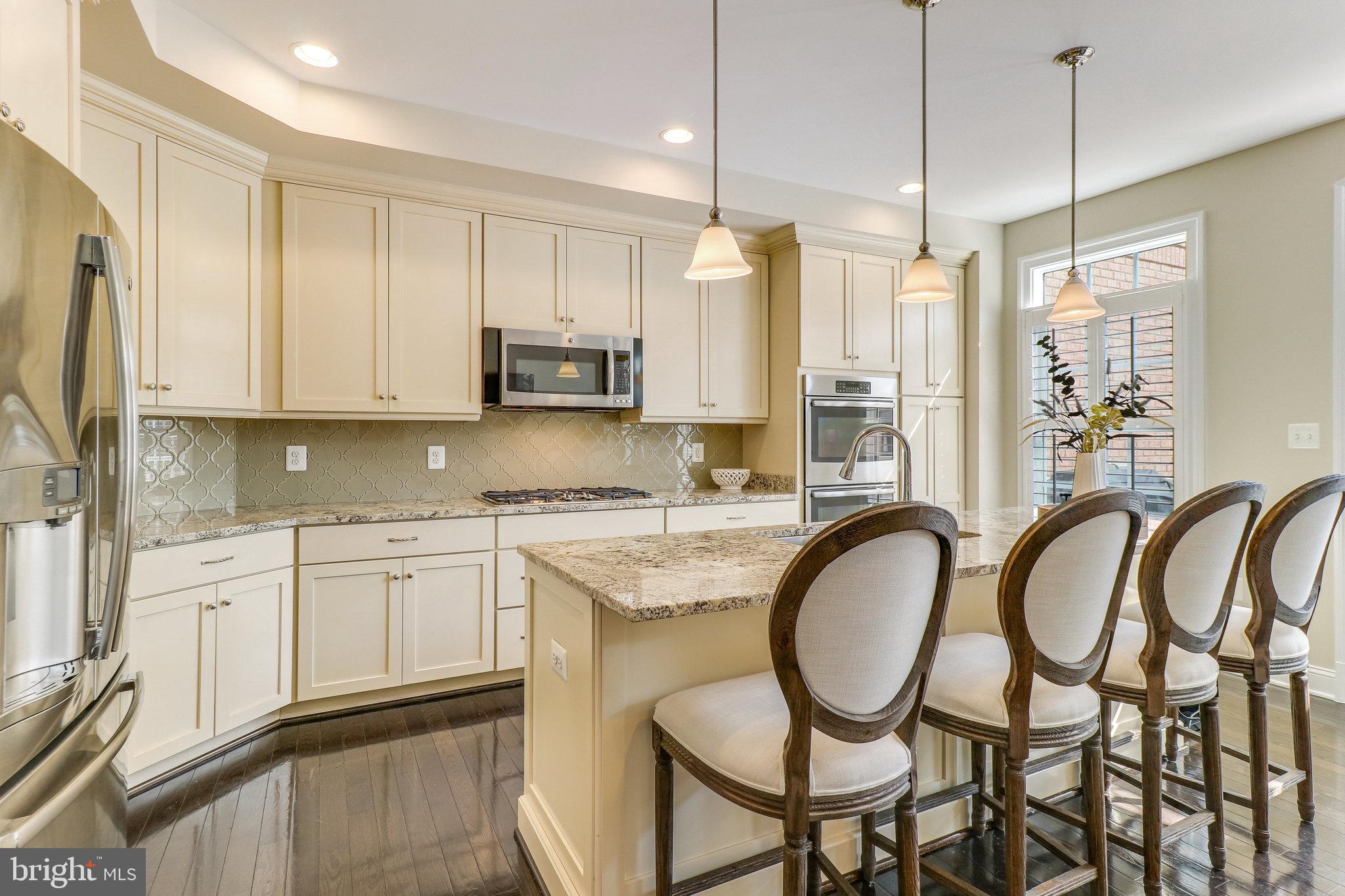 JAGUAR/YORKTOWN - Residential