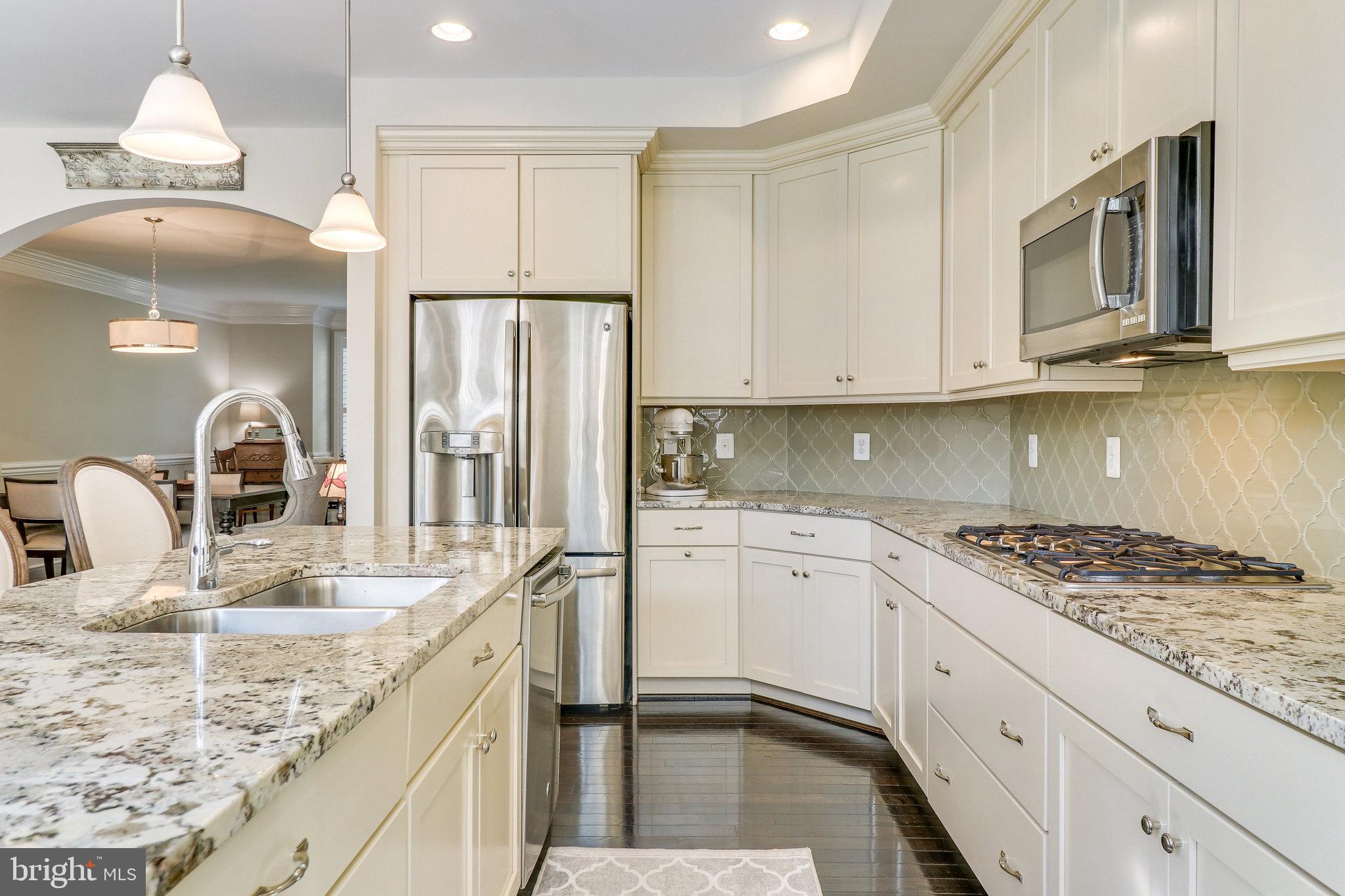 JAGUAR/YORKTOWN - Residential