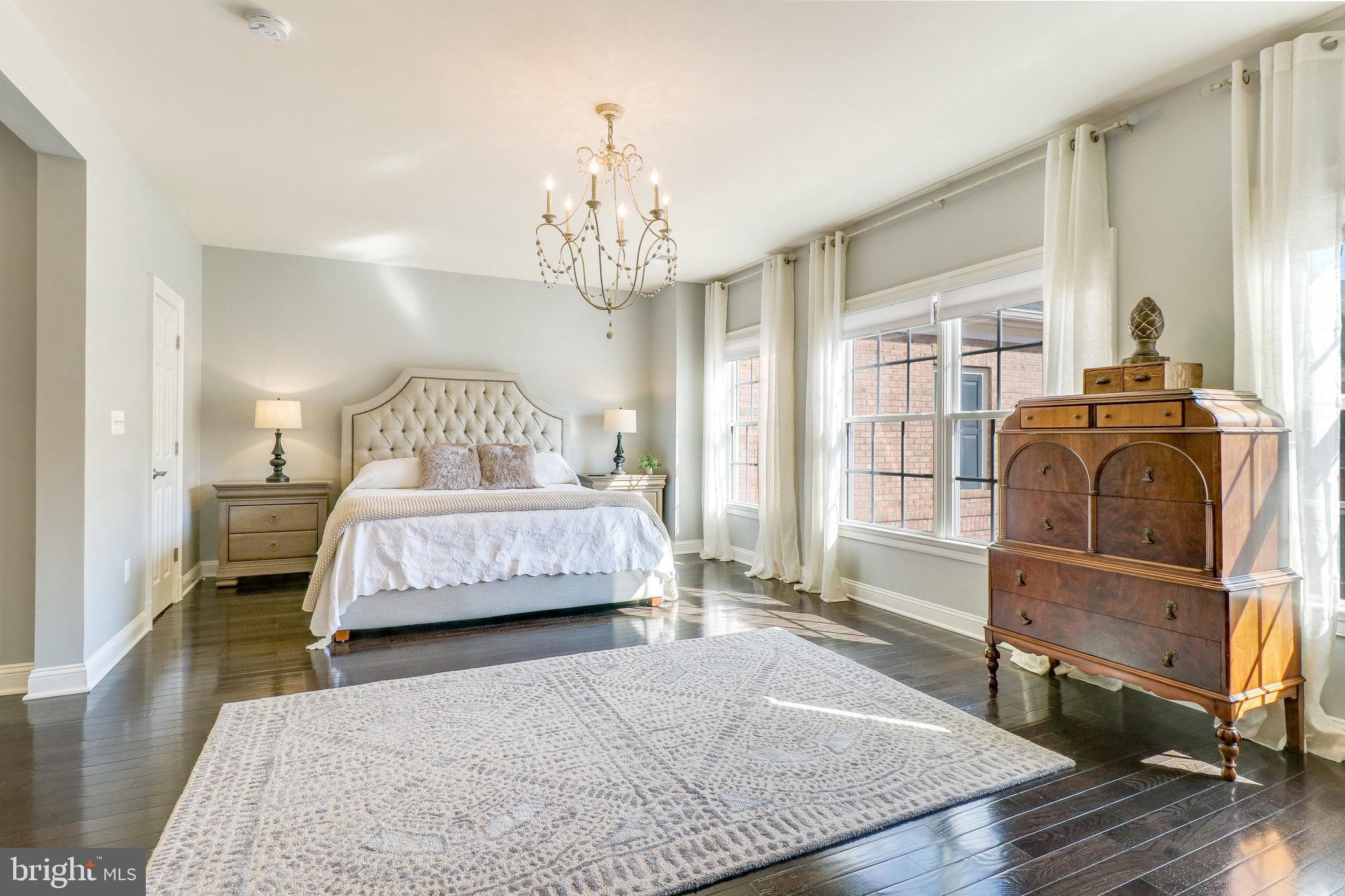 JAGUAR/YORKTOWN - Residential