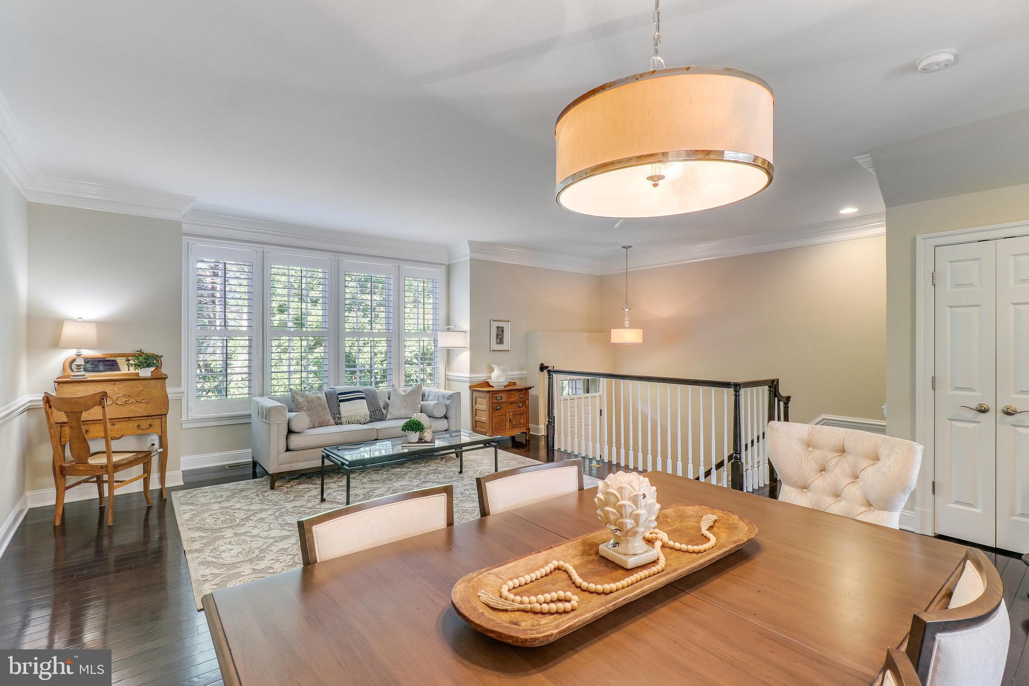 JAGUAR/YORKTOWN - Residential