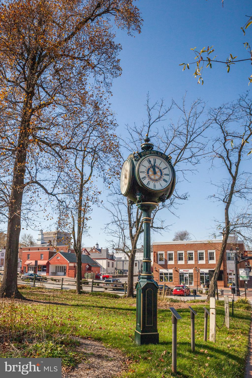 JAGUAR/YORKTOWN - Residential