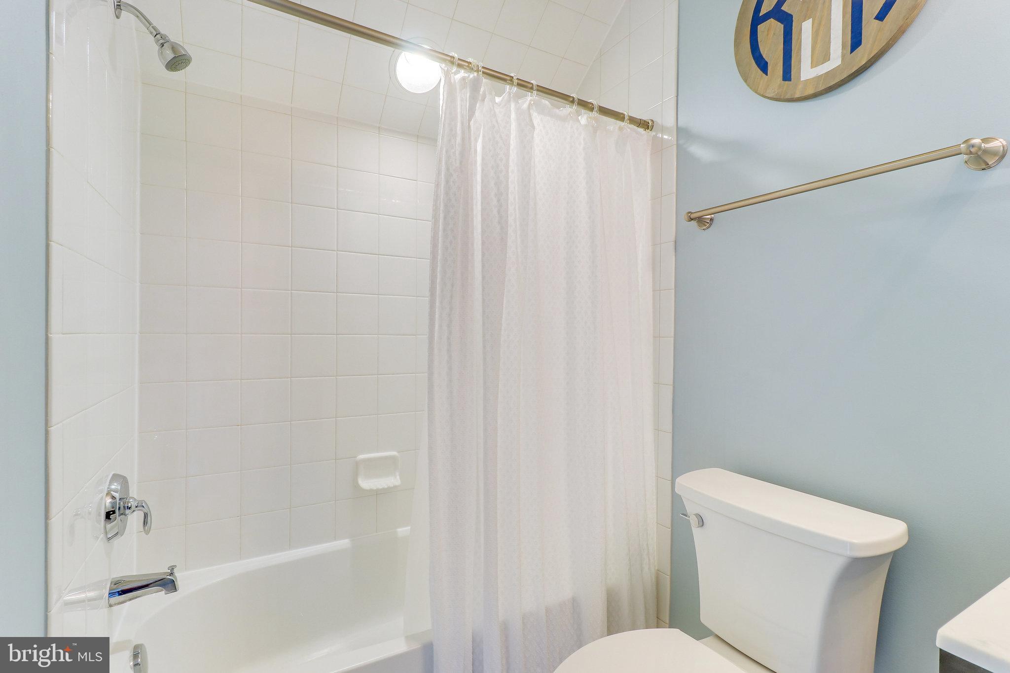 JAGUAR/YORKTOWN - Residential