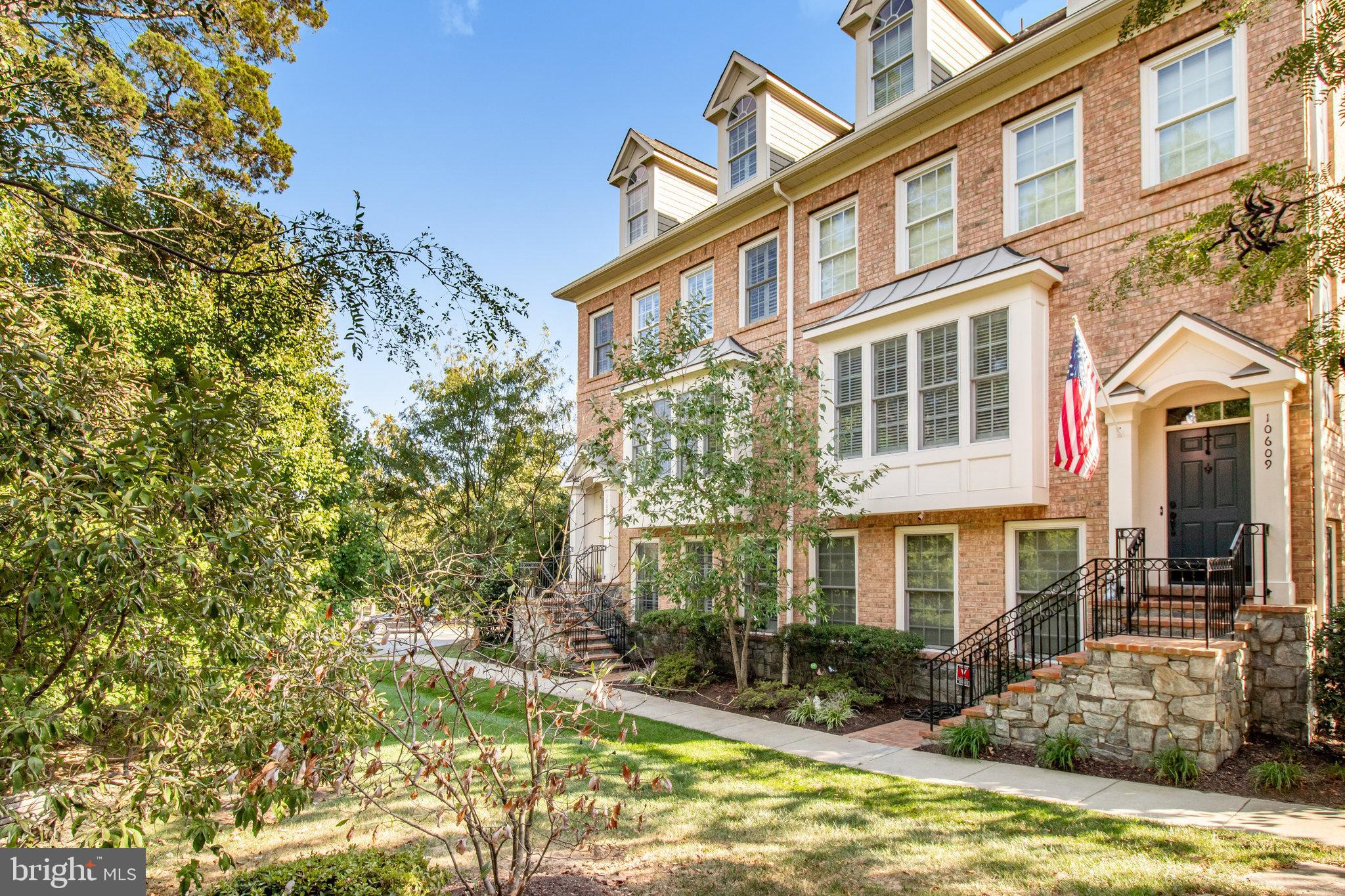 JAGUAR/YORKTOWN - Residential