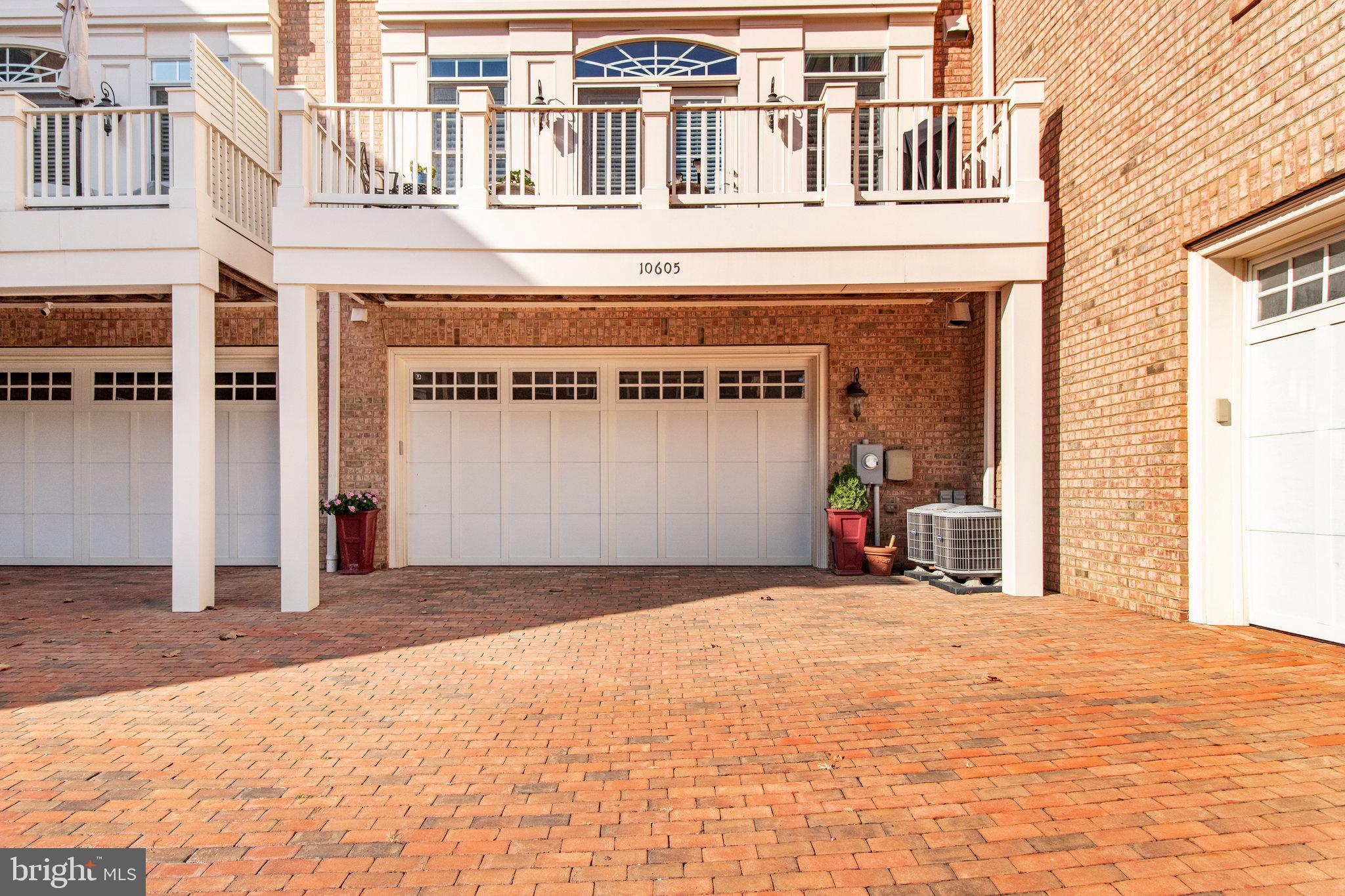 JAGUAR/YORKTOWN - Residential