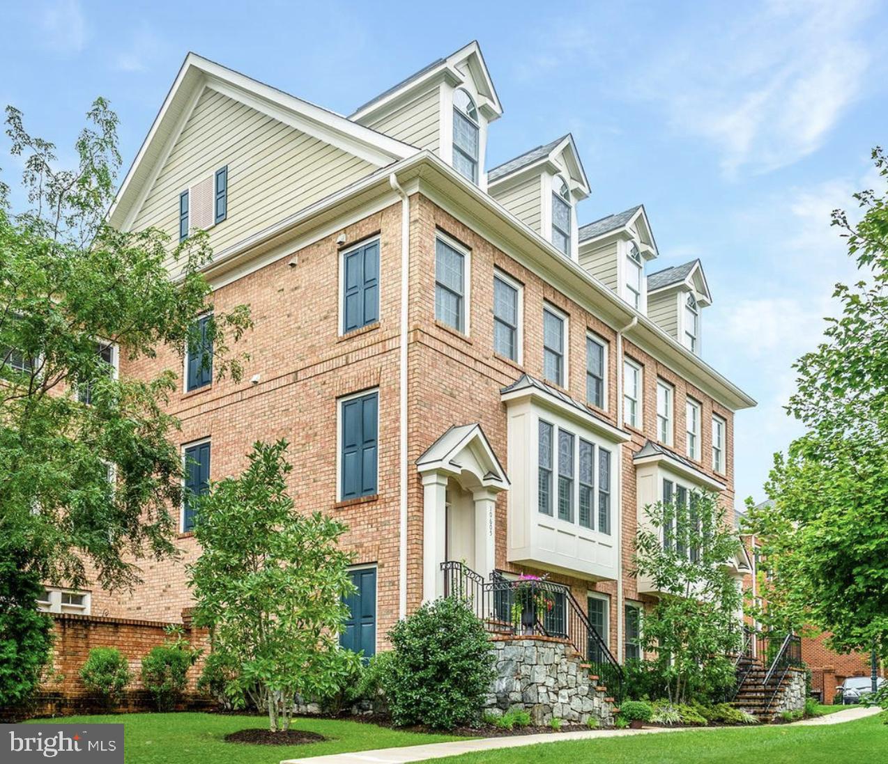 JAGUAR/YORKTOWN - Residential