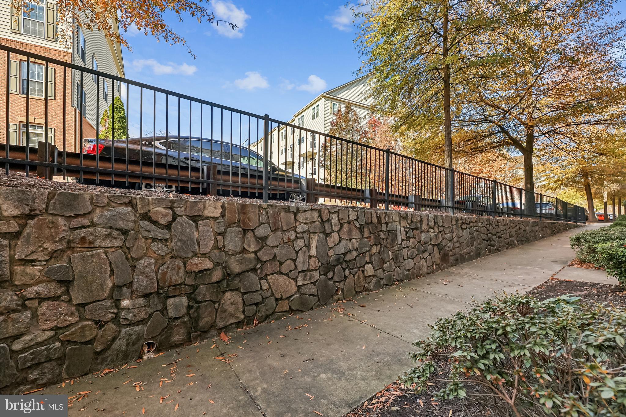 2488 EASTBOURNE DRIVE 313