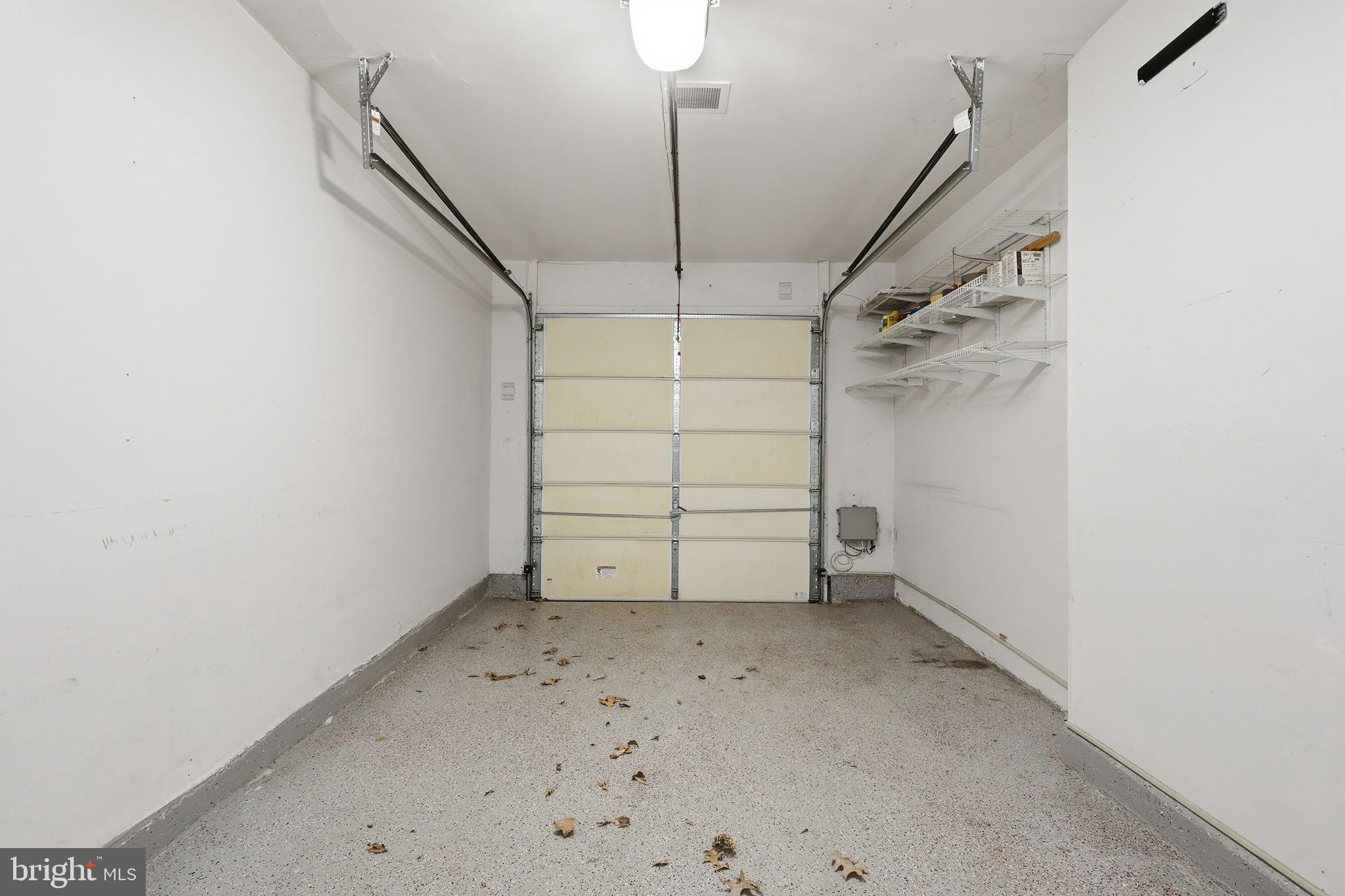 POTOMAC CLUB - Residential