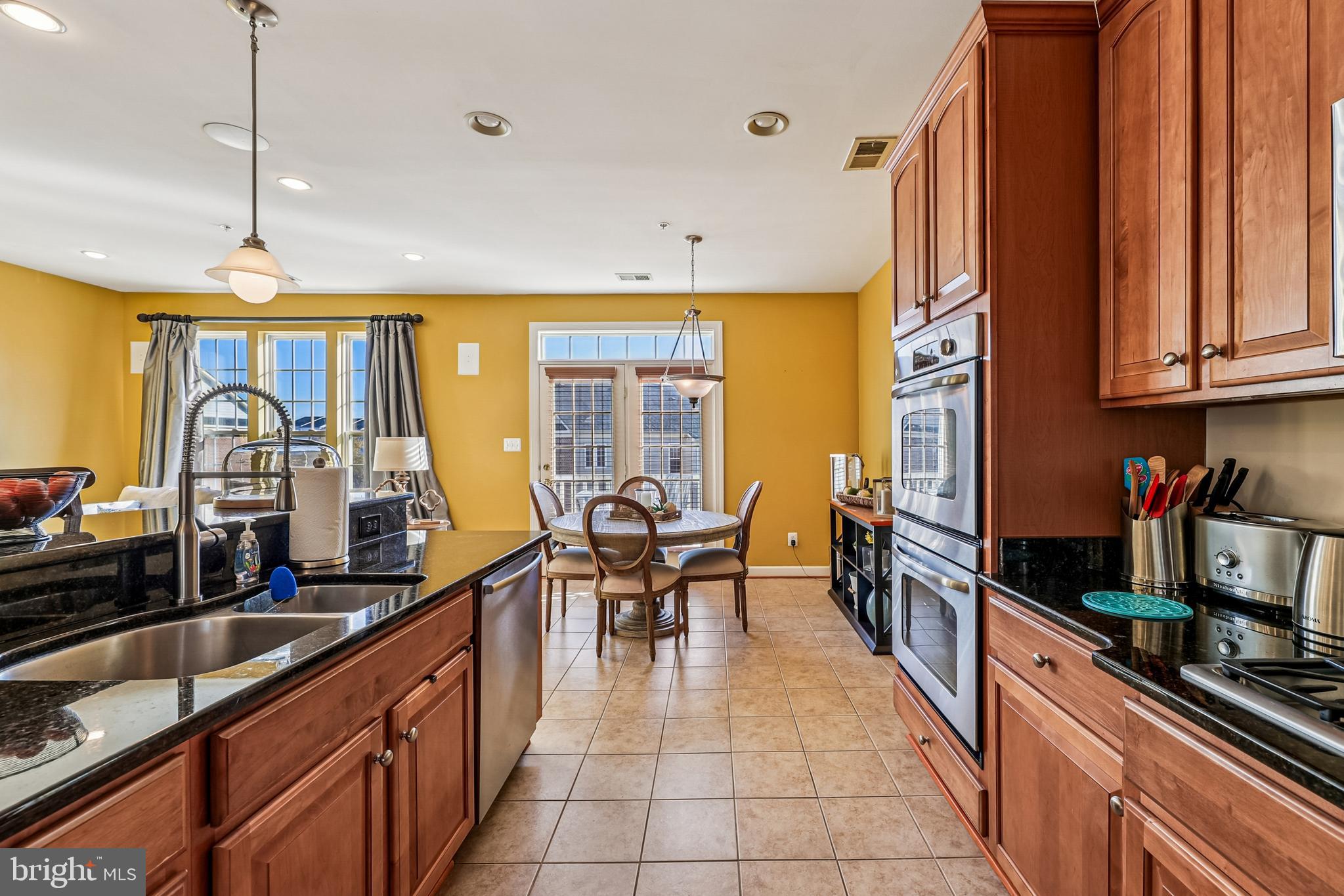 POTOMAC CLUB - Residential