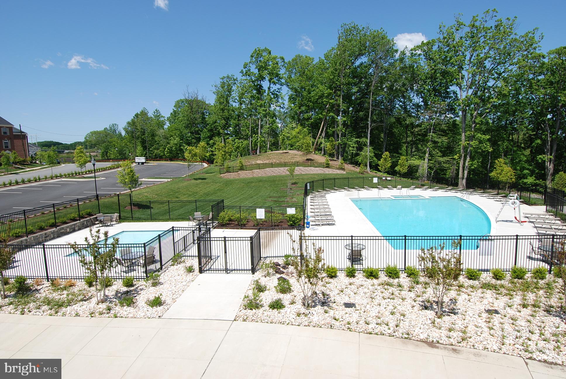 POTOMAC CLUB - Residential