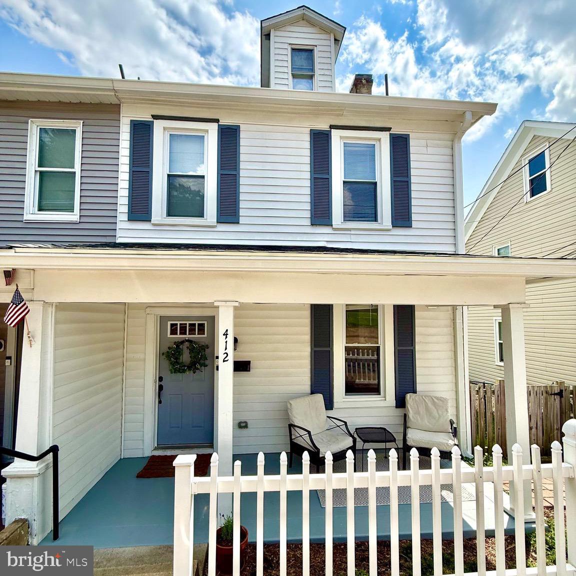 412 W POTOMAC STREET