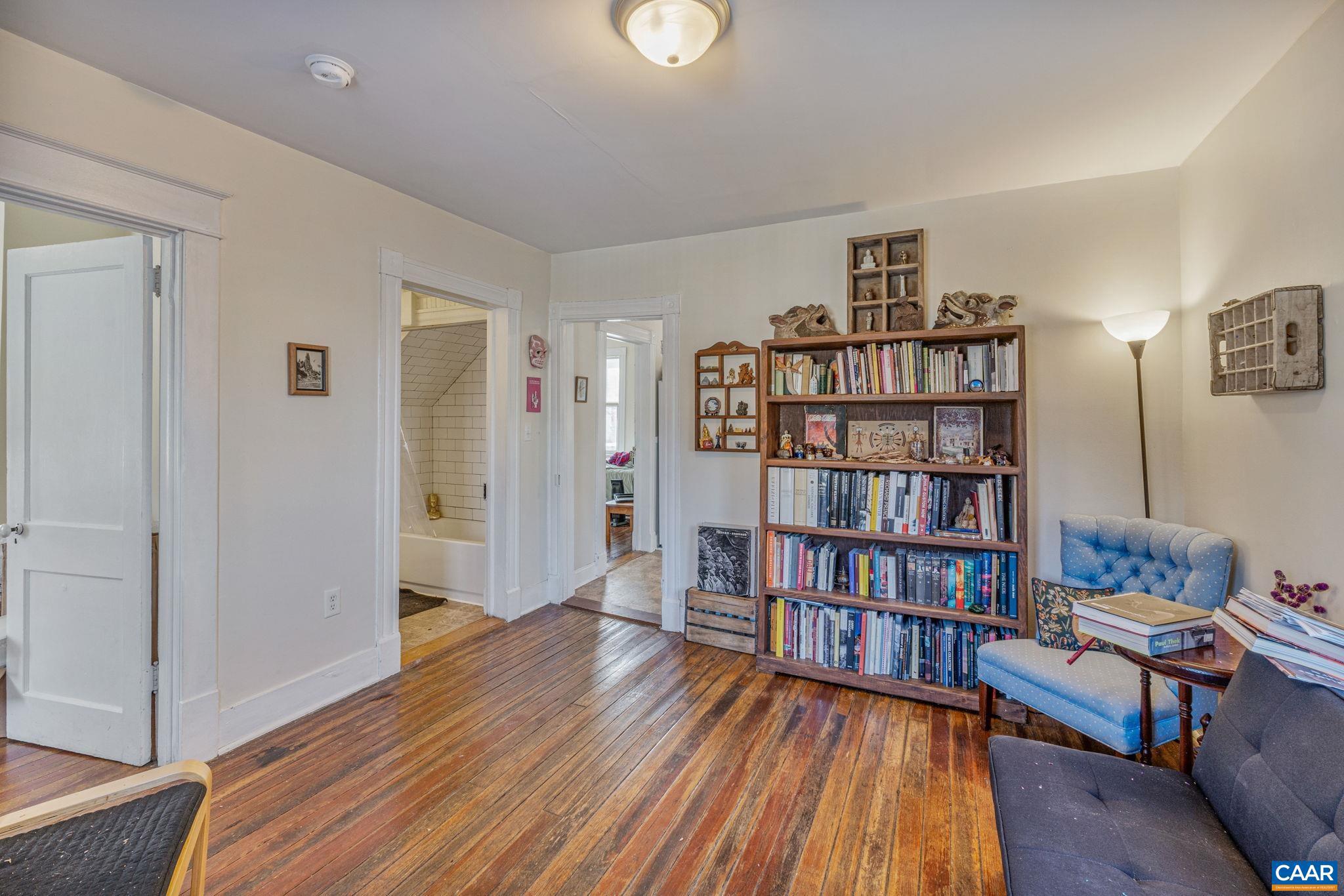 BELMONT - Residential