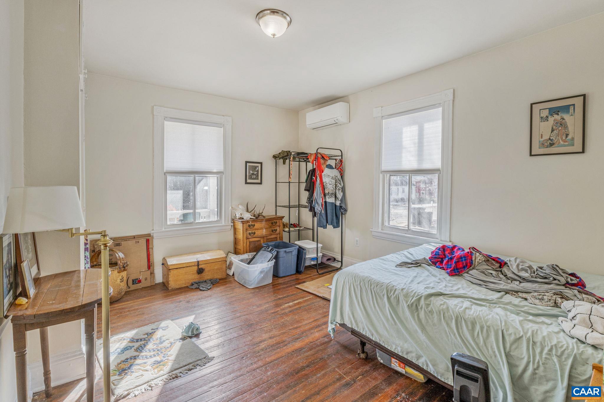 BELMONT - Residential