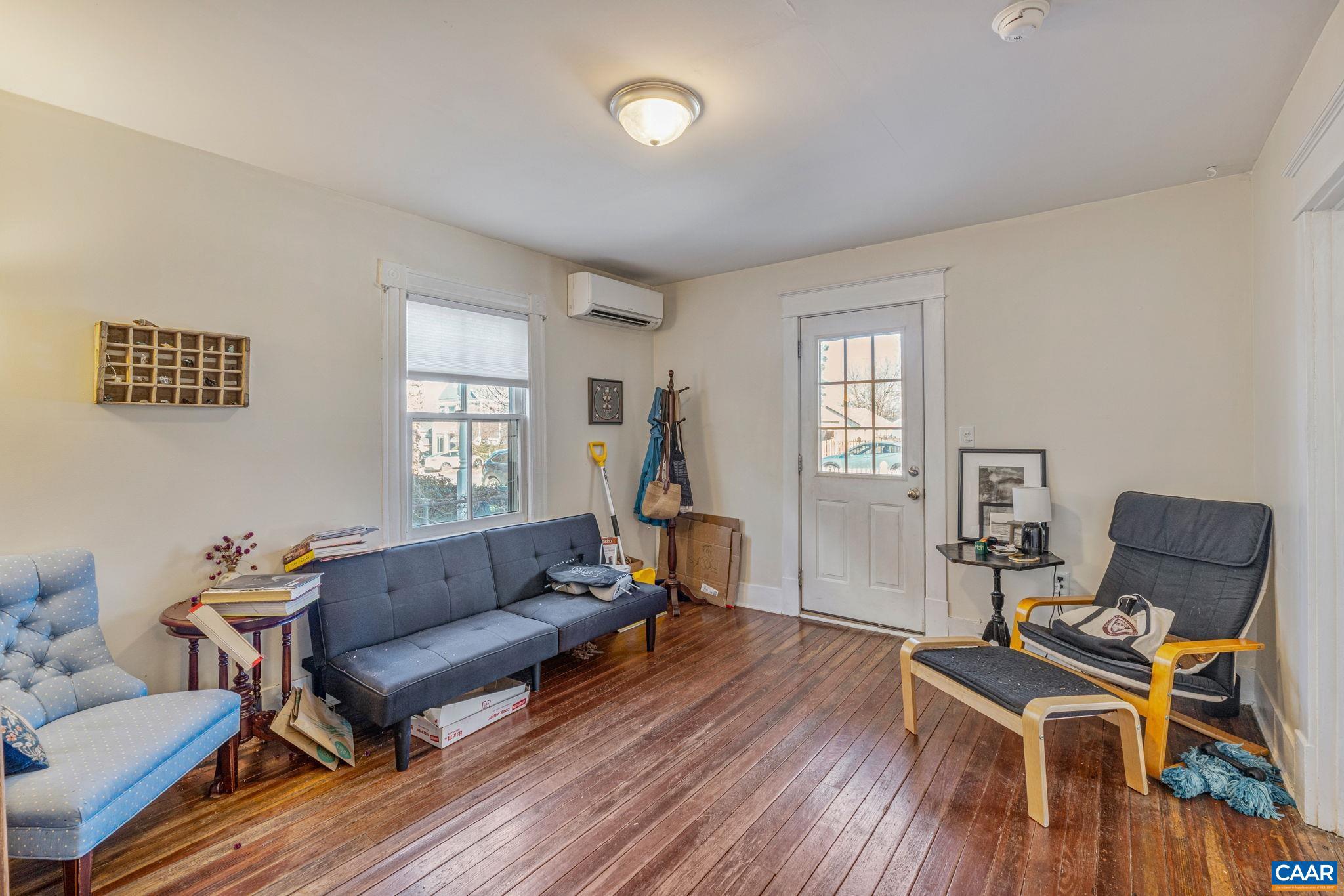 BELMONT - Residential