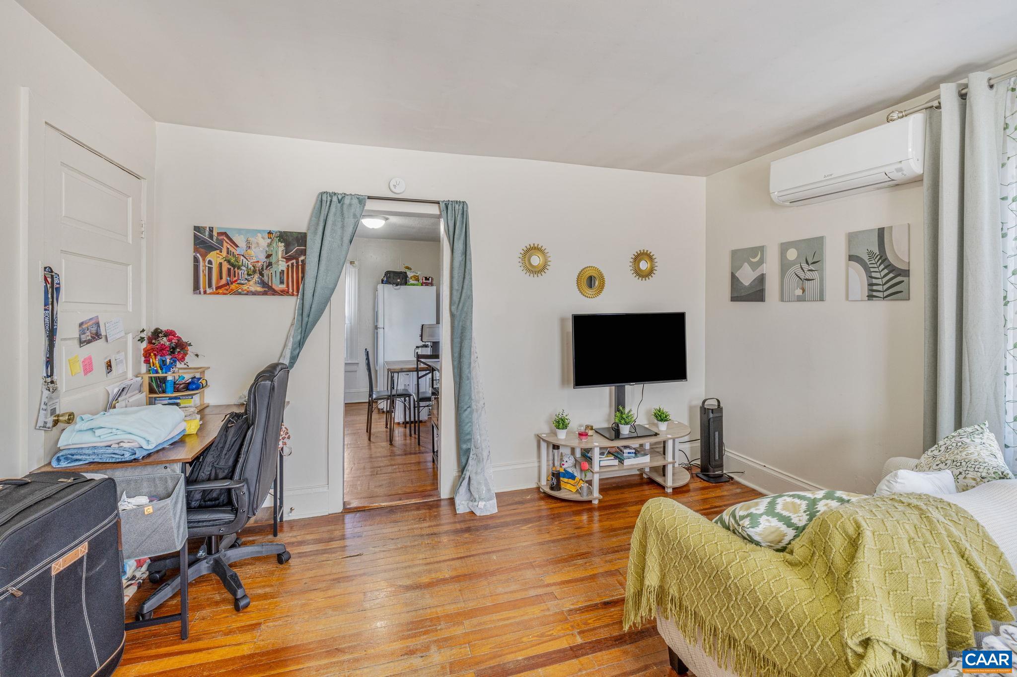 BELMONT - Residential