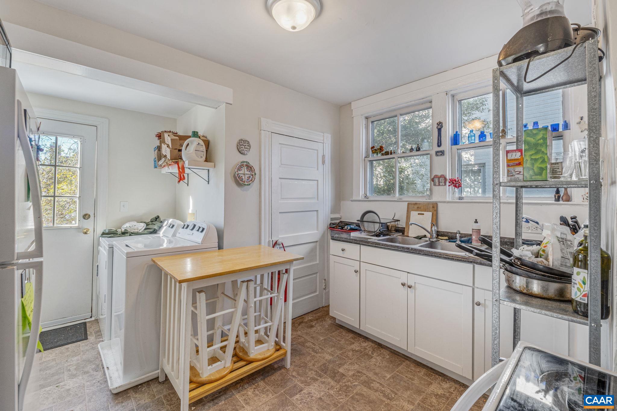 BELMONT - Residential