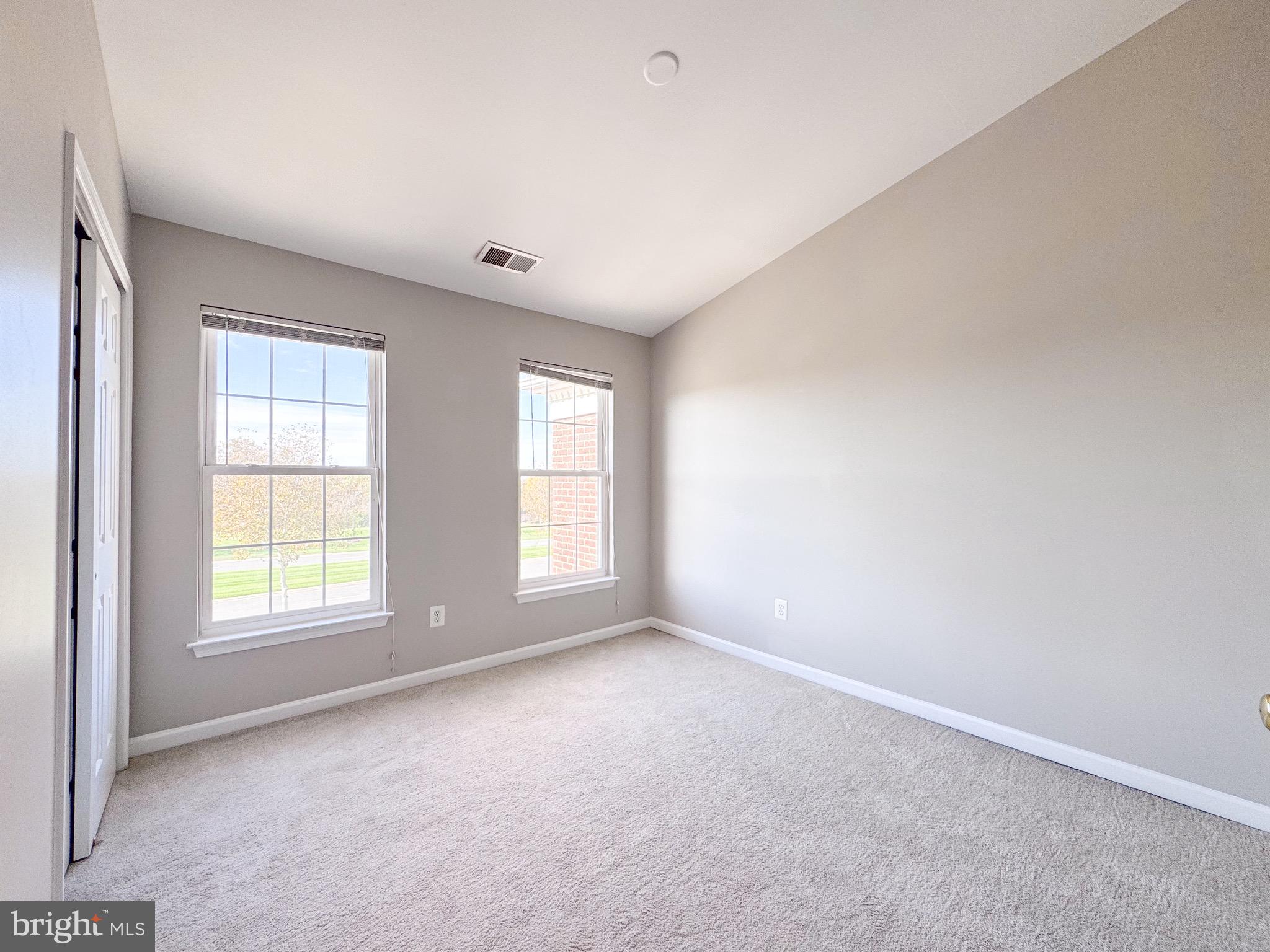 SOUTH RIDING - Residential Lease