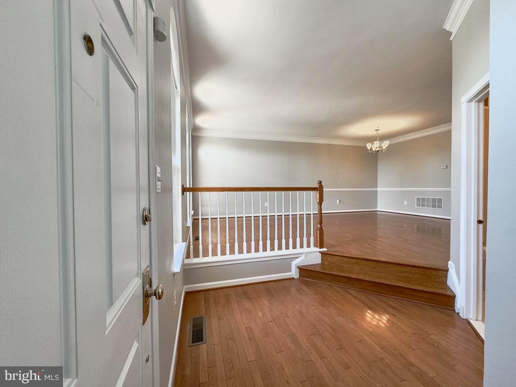 SOUTH RIDING - Residential Lease