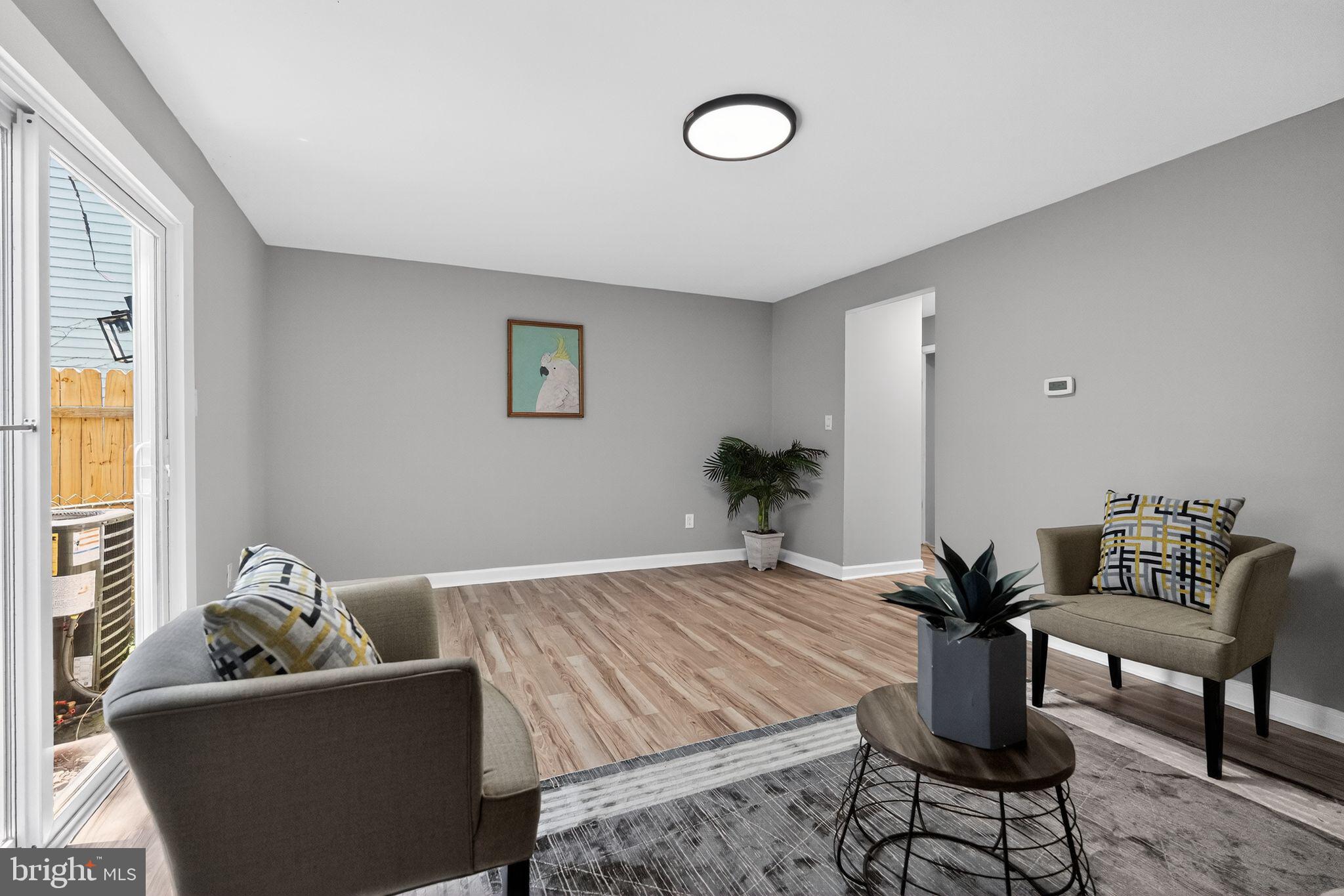 58 DAIMLER DRIVE 104