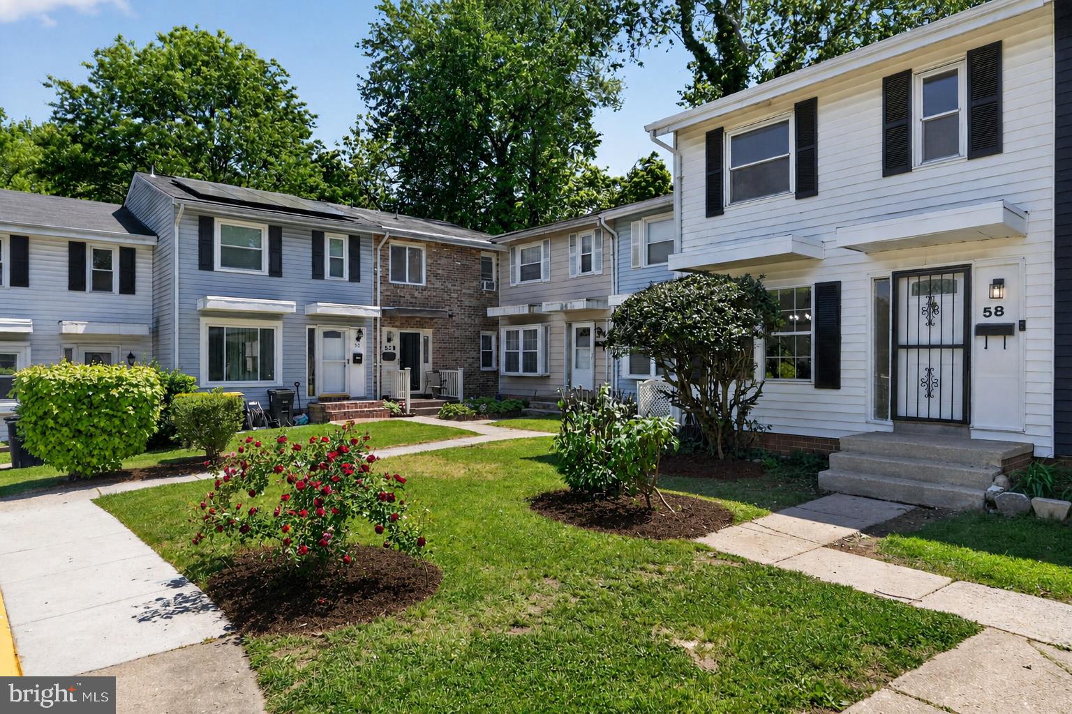 58 DAIMLER DRIVE 104