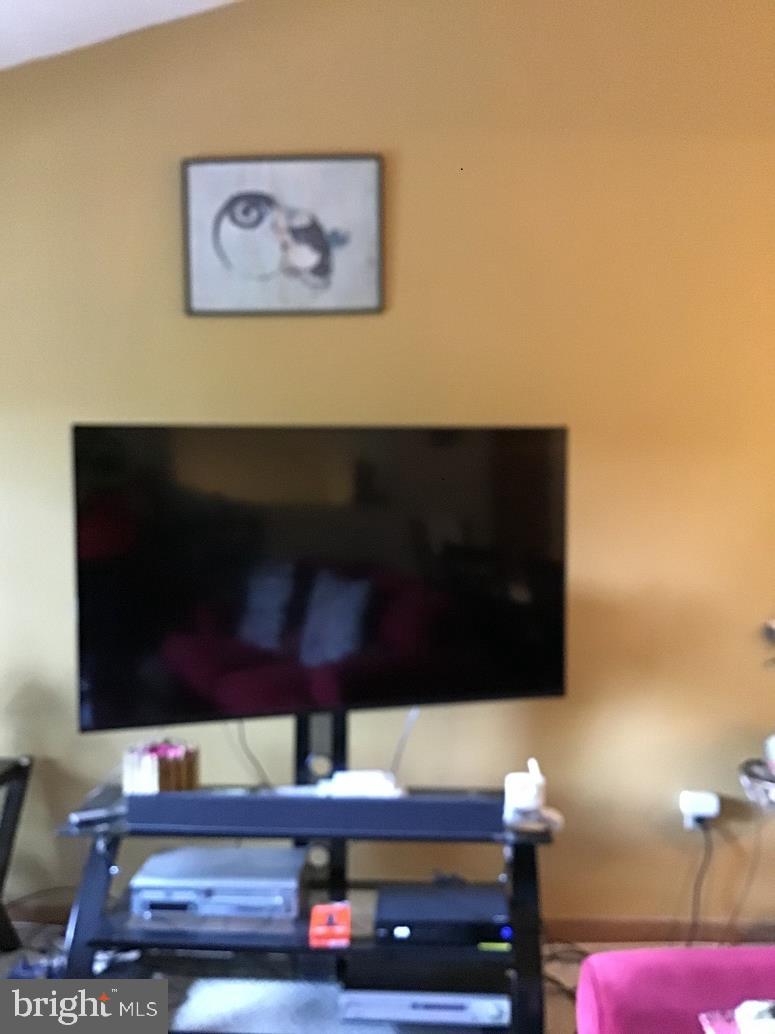 THE WOODS - Residential