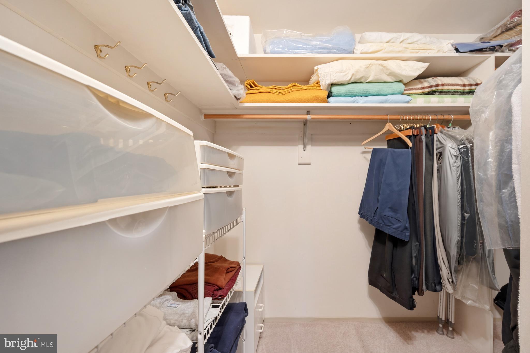 LOISDALE ESTATES - Residential