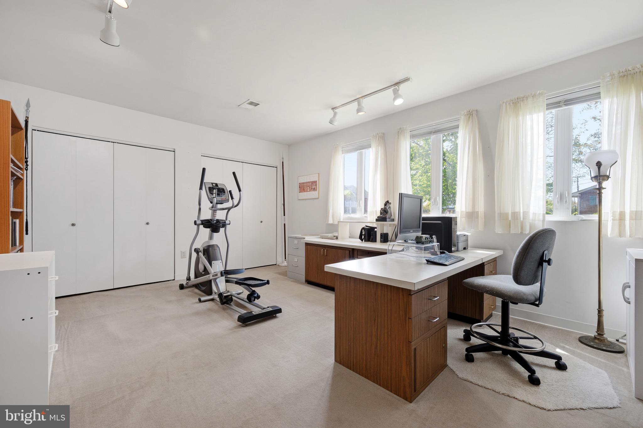 LOISDALE ESTATES - Residential