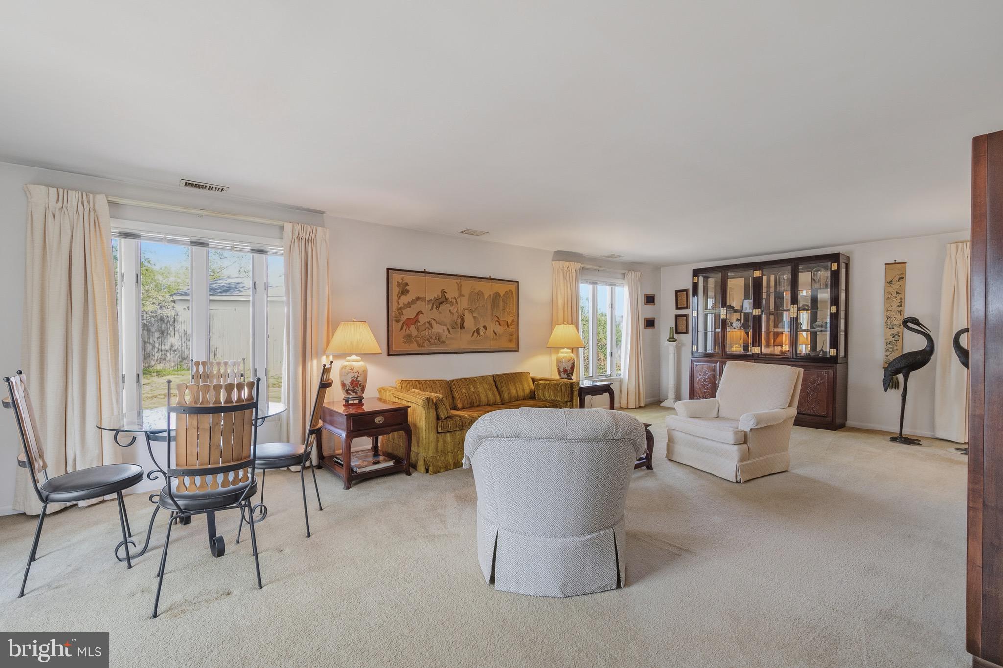 LOISDALE ESTATES - Residential