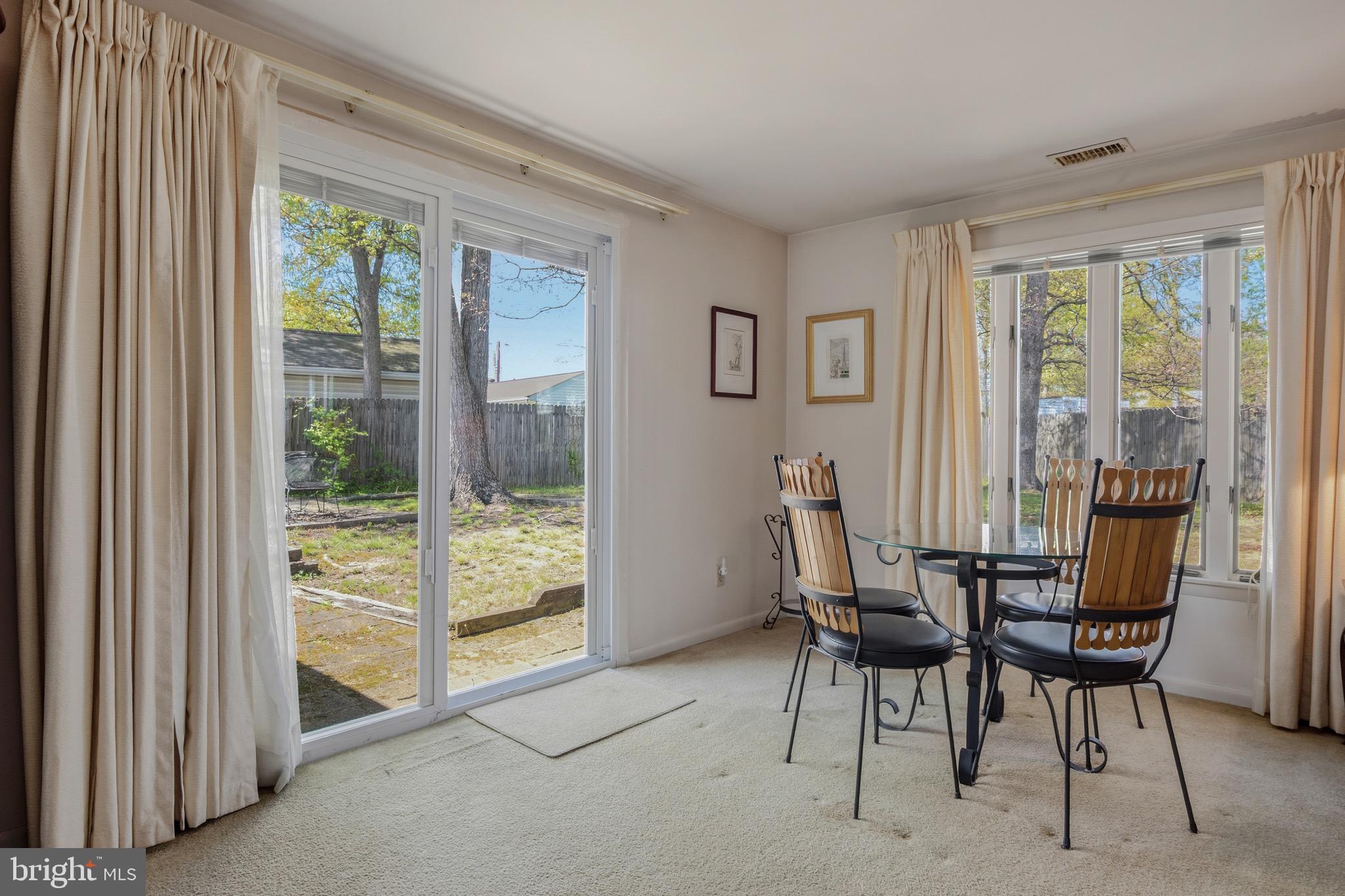 LOISDALE ESTATES - Residential