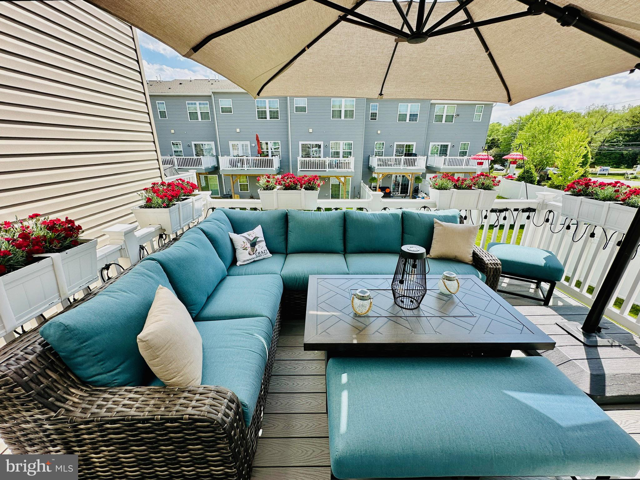 PINNACLE PLACE - Residential