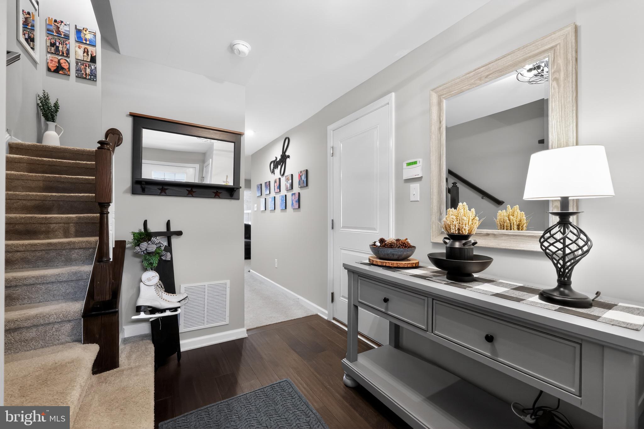 PINNACLE PLACE - Residential