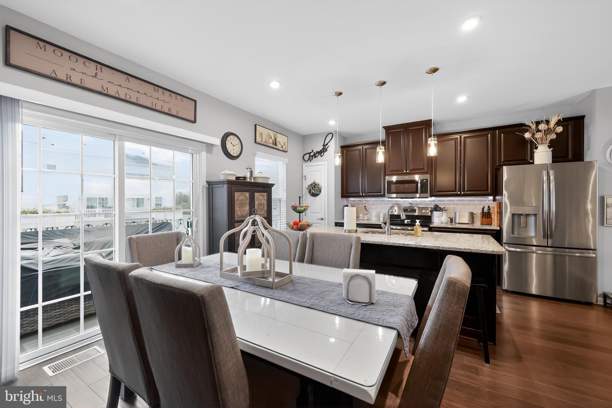 PINNACLE PLACE - Residential