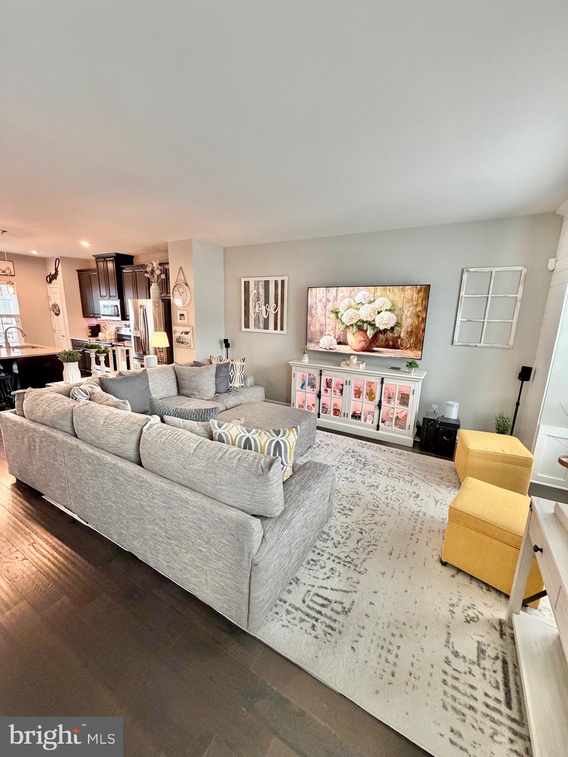 PINNACLE PLACE - Residential