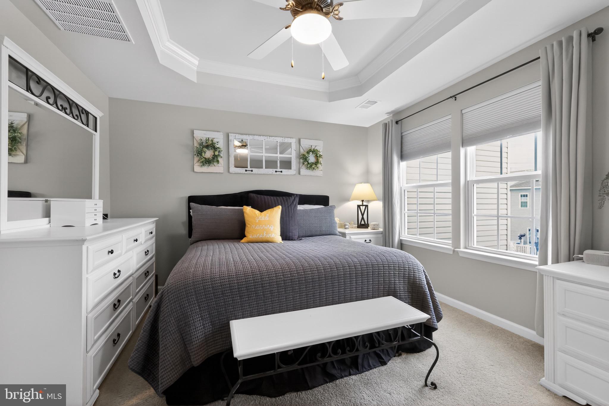 PINNACLE PLACE - Residential