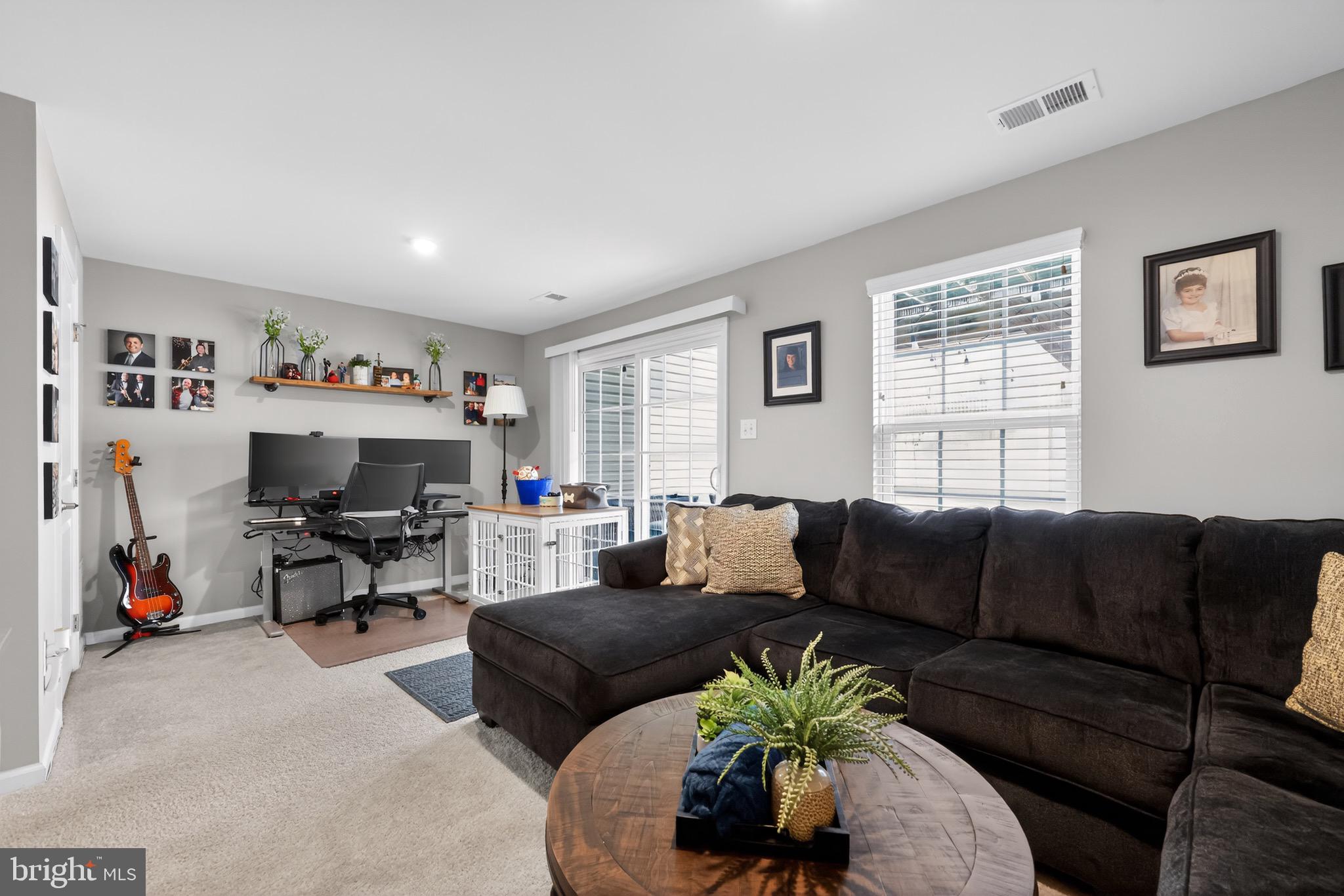 PINNACLE PLACE - Residential