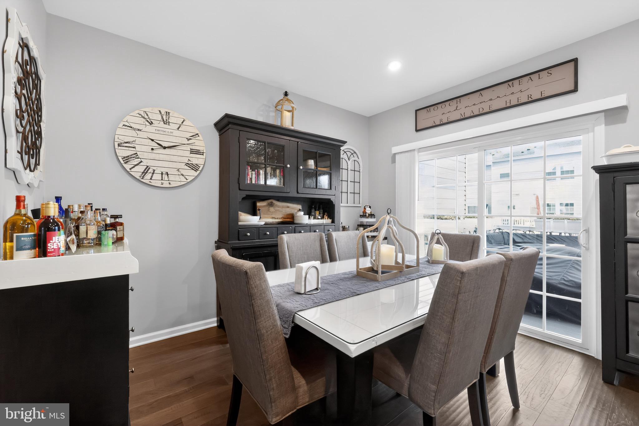 PINNACLE PLACE - Residential