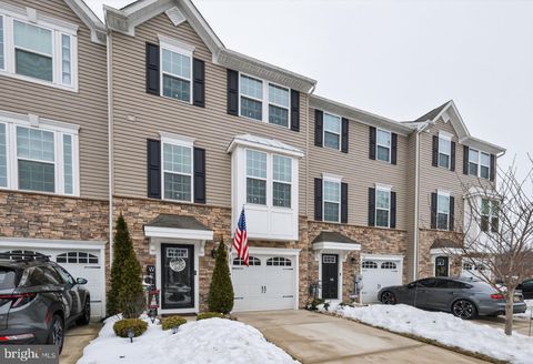 Condo For Sale - 105 Meridian Lane<br/> SEWELL, NJ 08080