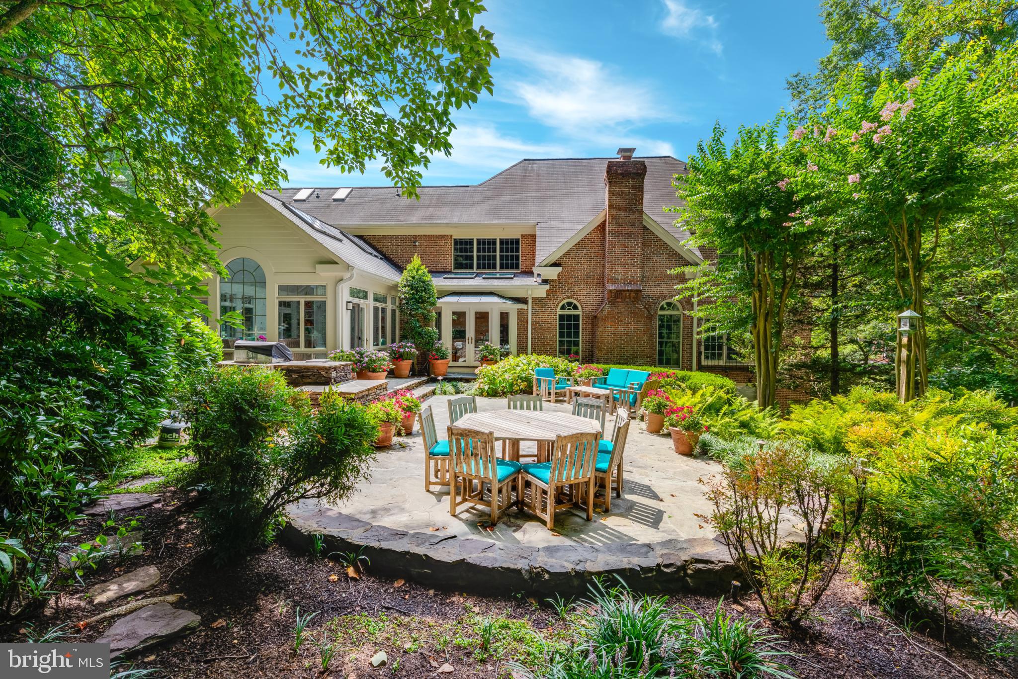 LINGANORE - Residential