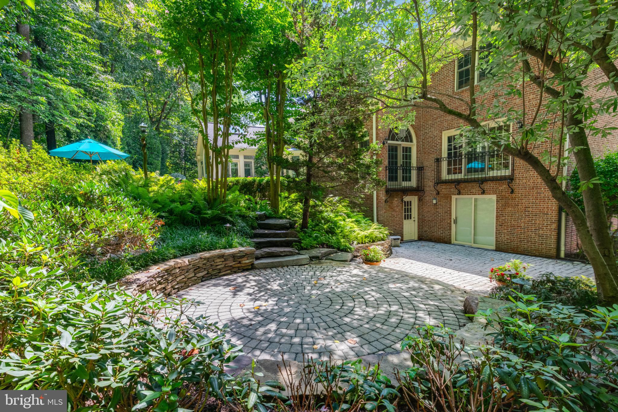 LINGANORE - Residential