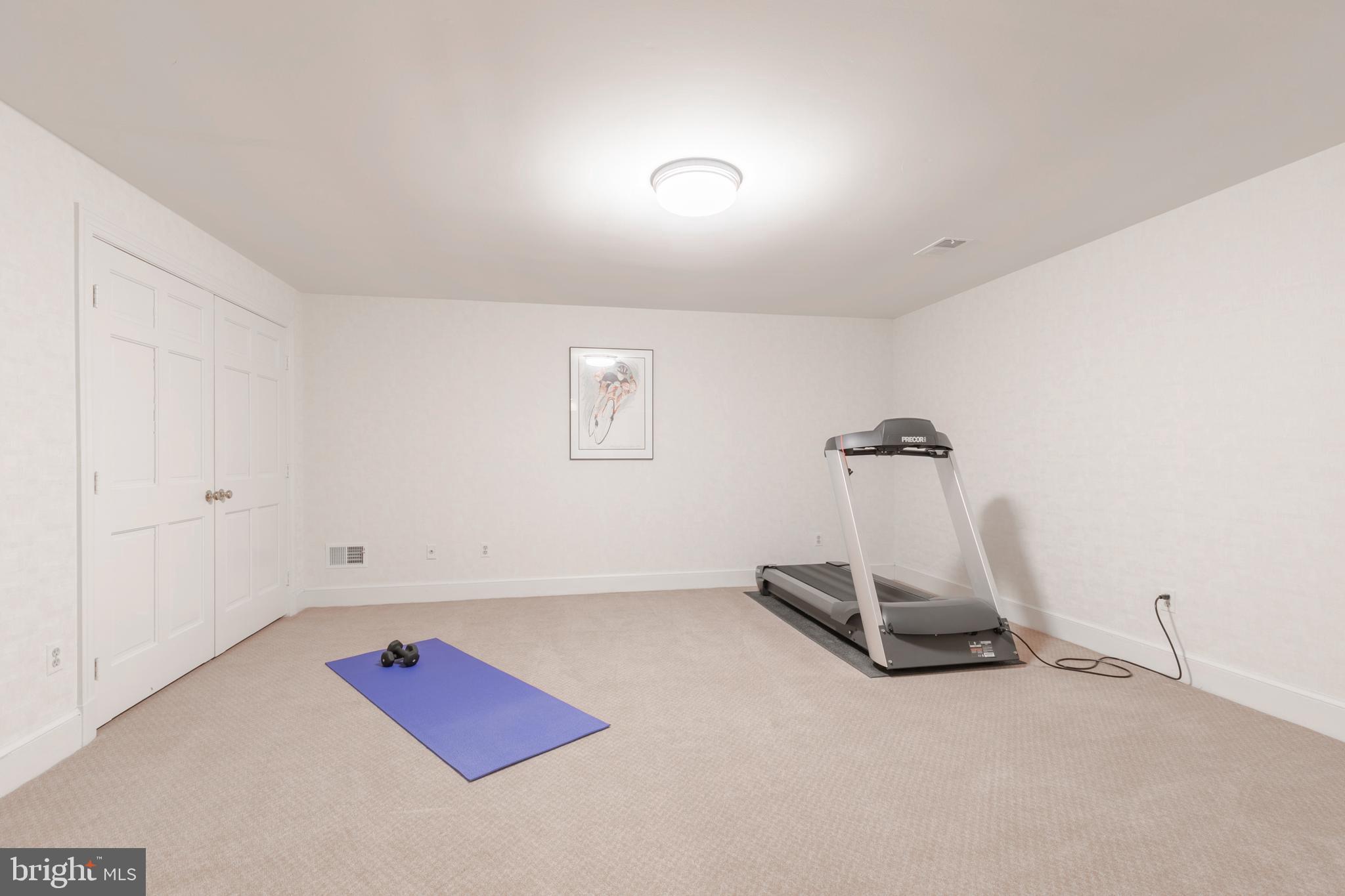 LINGANORE - Residential